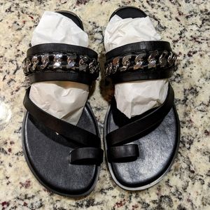 Michael Kors Black & Silver Leather Bergen Sandals Size 8M